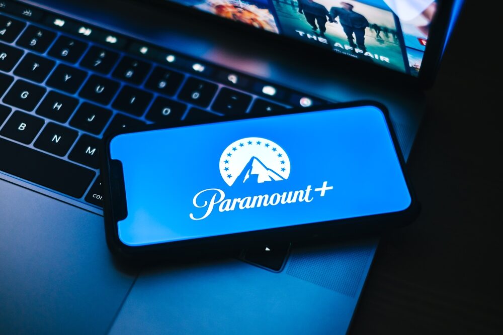 Paramount offre concessioni per fusione con Warner Bros.