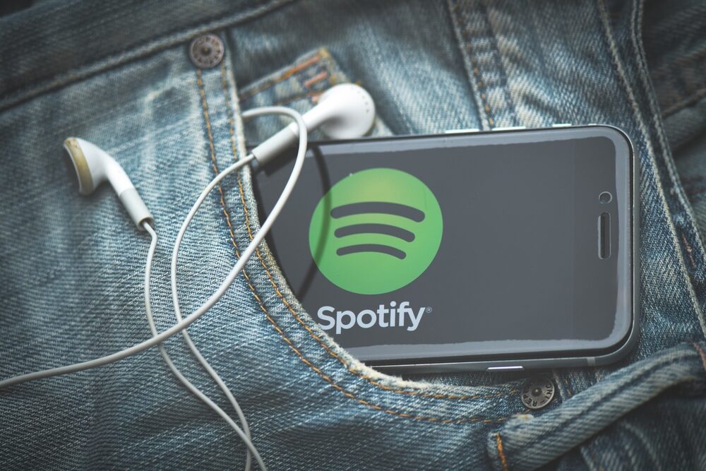 Espansione del programma di partnership di Spotify per podcast